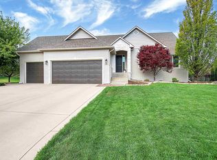 4001 N Bluestem St, Maize, KS 67101