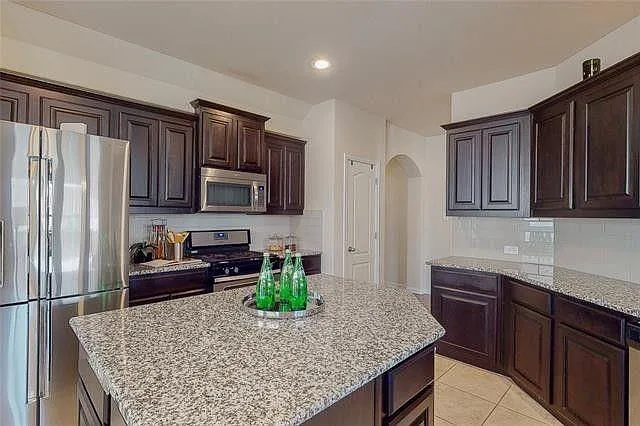 3929 Muscadine Dr — Photo 6