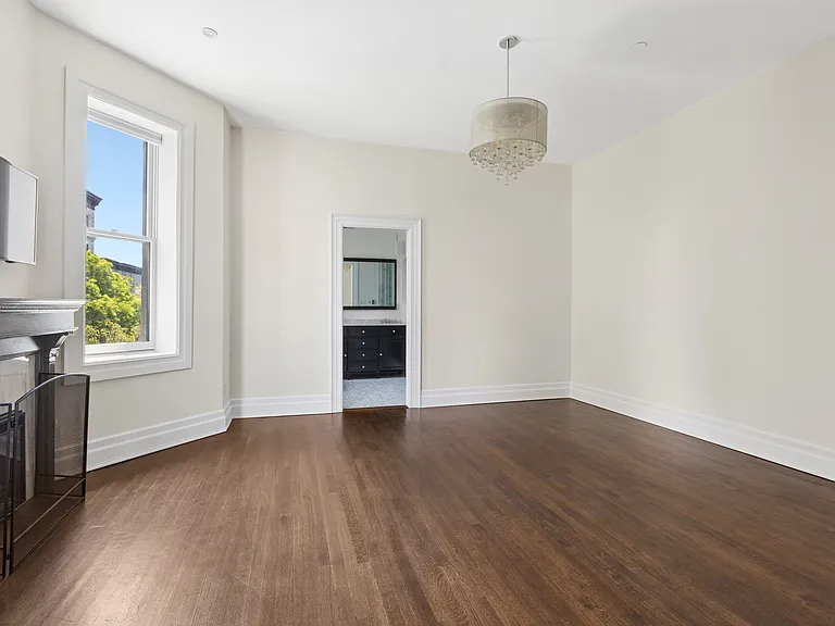72 Hamilton Ter — Photo 10
