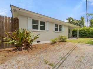 841 Long Point Rd, Mount Pleasant, SC 29464