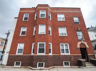 1440 W Waveland Ave, Chicago, IL 60613
