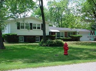 5223 Coldspring Ln, West Bloomfield, MI 48322