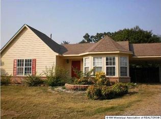 10066 Fox Gate Dr, Hernando, MS 38632