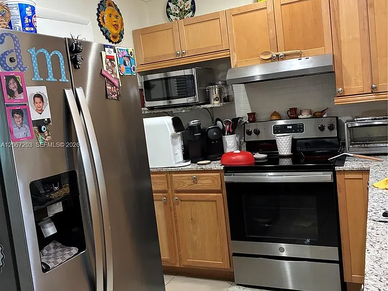 2428 Taylor St #6 — Photo 3
