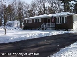 6 Georges Rd, Wapwallopen, PA 18660