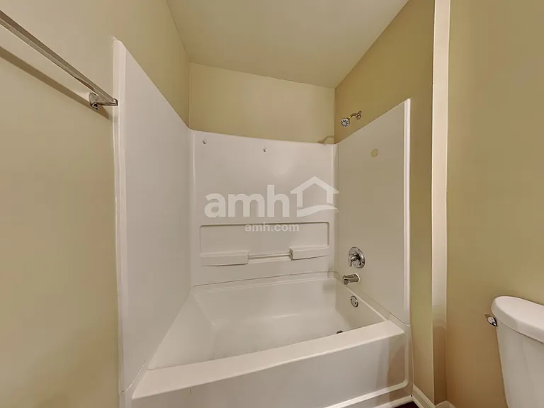 211 Gladys Ave — Photo 18