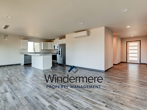 4th image of 759 N El Pozo St