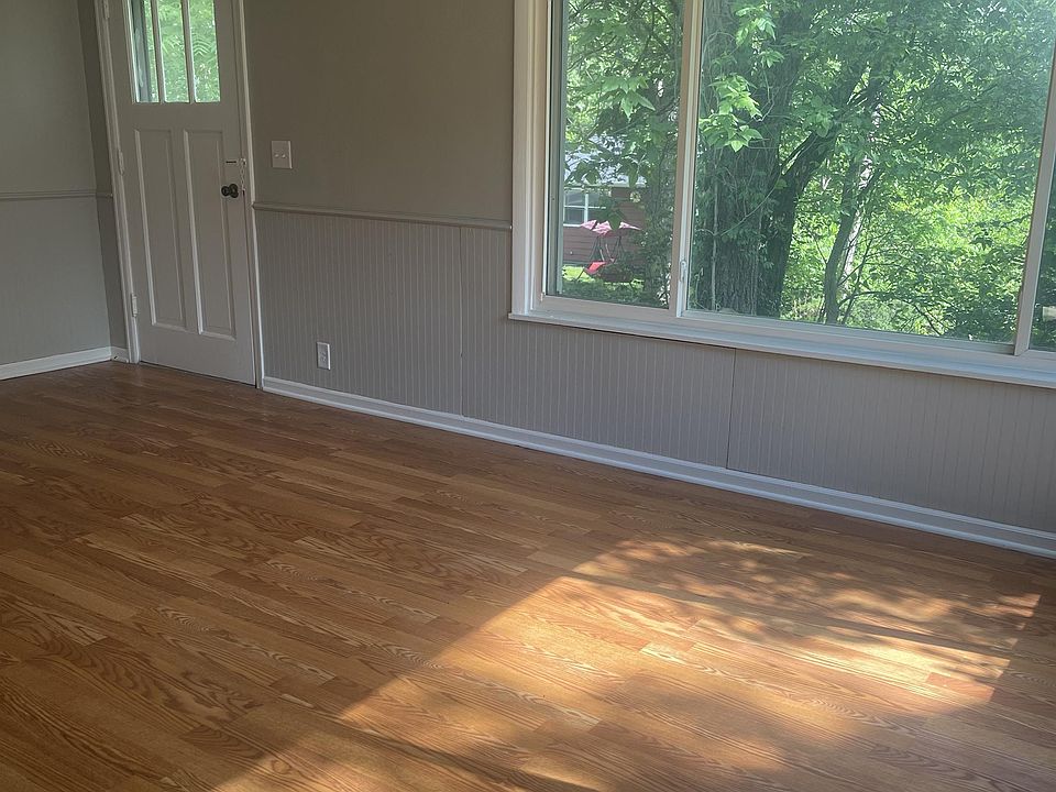 2nd image of 409 S Highland St