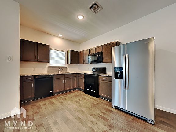 2nd image of 16563 Colleen Pl