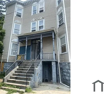293 Woodworth Ave #2L — Photo 1