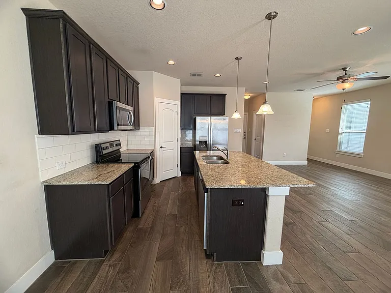 724 Gristmill Dr #19A — Photo 4