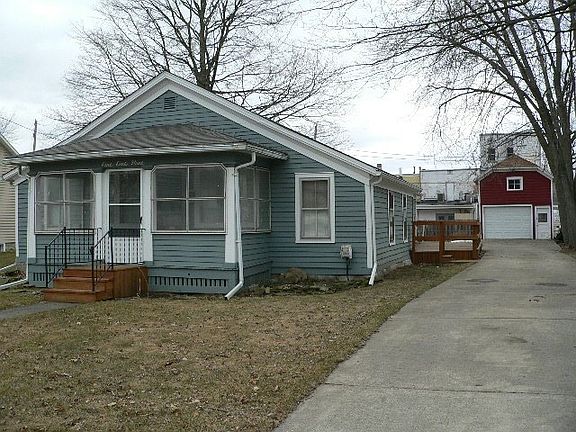 2nd image of 119 Armstrong St