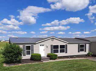 45421 Robby Dr, Saint Clairsville, OH 43950