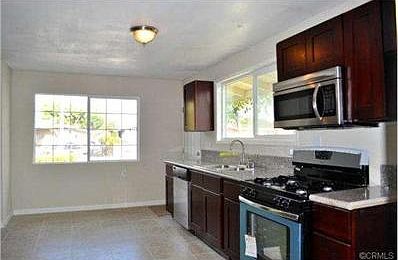 5th image of 656 Marston Ave