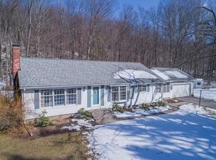 1 Duffield St, Wilbraham, MA 01095