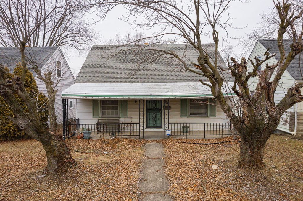 Real estate listing image