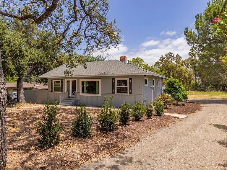 605 W Ojai Ave — Photo 2