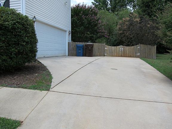 Parking Pad
