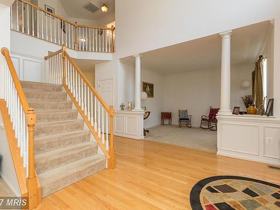 4th image of 9485 Brittingham Ct