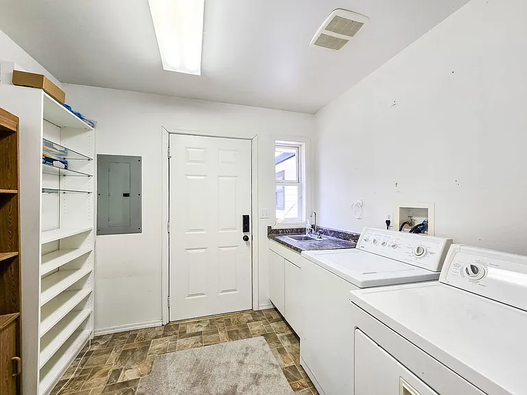 22270 Bulson Rd — Photo 14