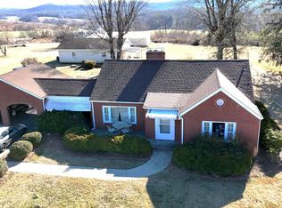 5581 Franklin St, Ferrum, VA 24088