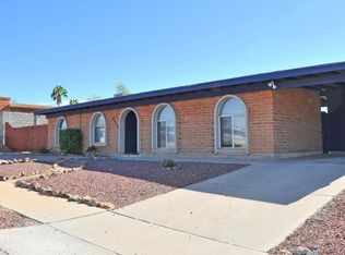 8950 E Dolores St, Tucson, AZ 85730