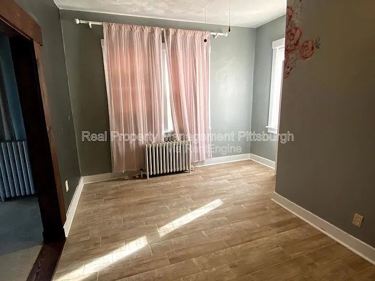 1808 Pioneer Ave — Photo 12