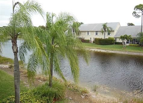 3rd image of 4202 Pensacola Ave