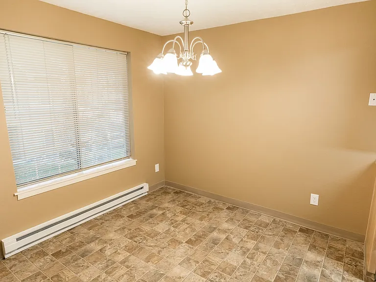 Graymayre Crossing Apartments — Photo 34