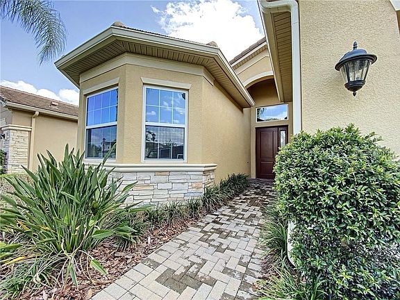 2nd image of 30182 Southernwood Ct