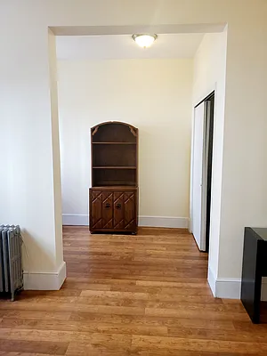 Rented by Triplemint | media 12