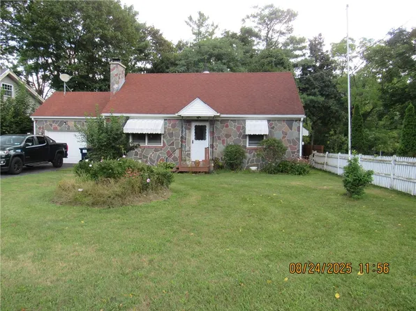 452 West Ave, Newark, NY 14513