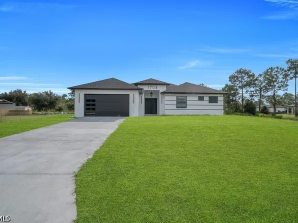 1704 Clayton Ave, Lehigh Acres, FL 33972