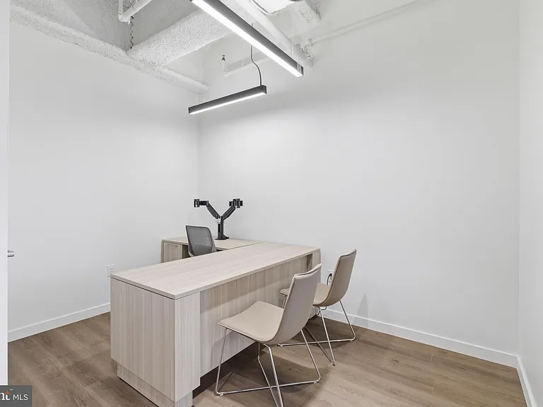 915 N Broad St #601 — Photo 42
