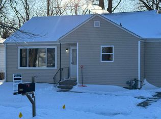 2007 N Grant Ave, York, NE 68467