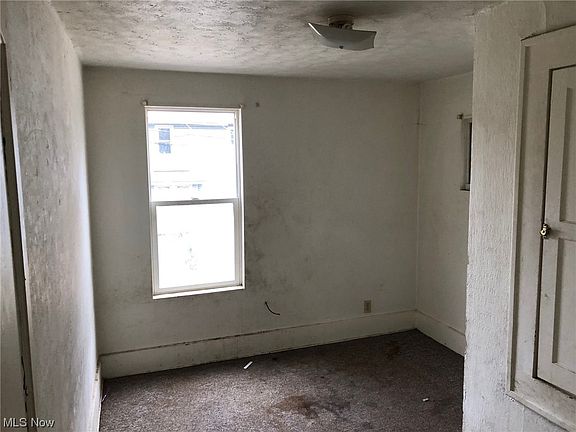 5th image of 1020 Fairbanks Pl