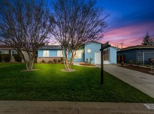 2032 Middleberry Rd, Sacramento, CA 95815