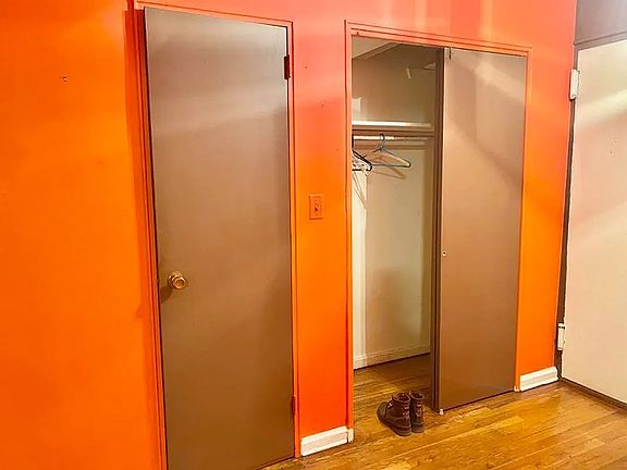 2nd image of 1730 E 14th St APT 5F