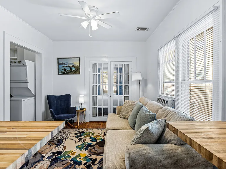 622 7th Ave N #620 — Photo 32