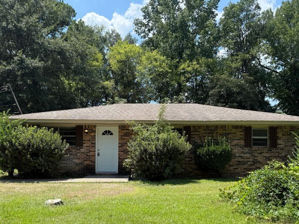 2281 Wildwood Dr