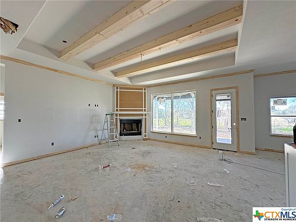 2nd image of 824 Eagle Crest Cv