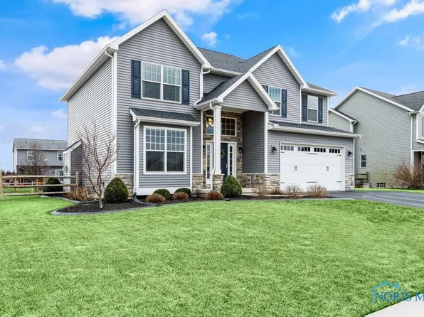 25210 Saddle Horn Dr, Perrysburg, OH 43551