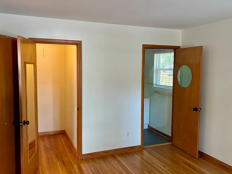 1805 Watt St — Photo 9