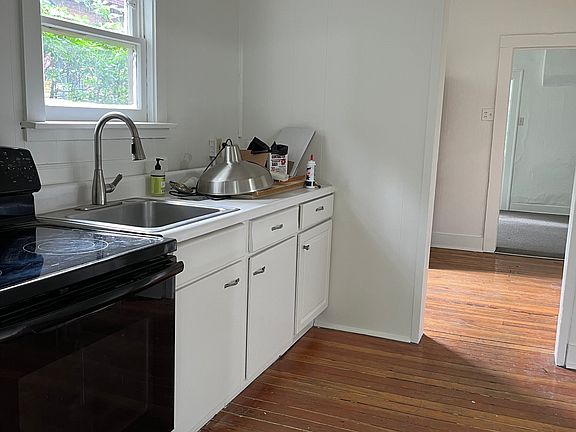 Galley kitchen. Breakfast nook is just past kitchen.