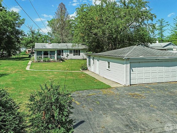 4th image of 26174 W Blackhawk Ave
