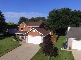 275 Spring View Dr, Porter, IN 46304