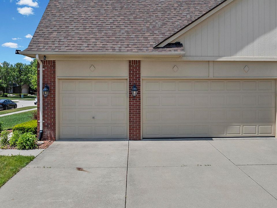 18913 Strongford Dr, photo 7