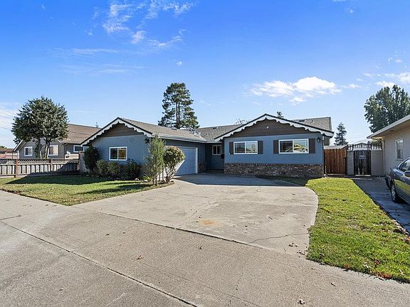 2nd image of 21 Andrews Dr