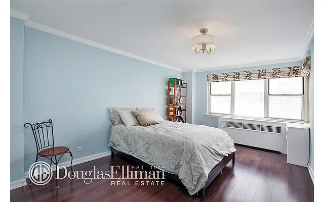 Sold by Douglas Elliman | media 16
