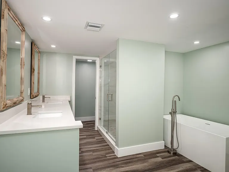 7481 Campo Florido — Photo 9